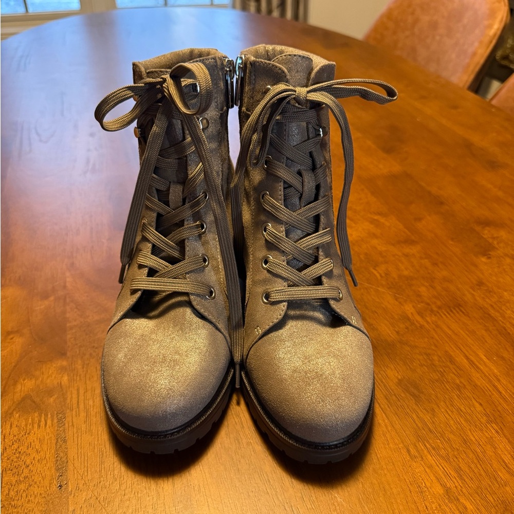 Vince Camuto Gaviana metallic dark taupe/silver leather, chunky ankle boots, 7.5